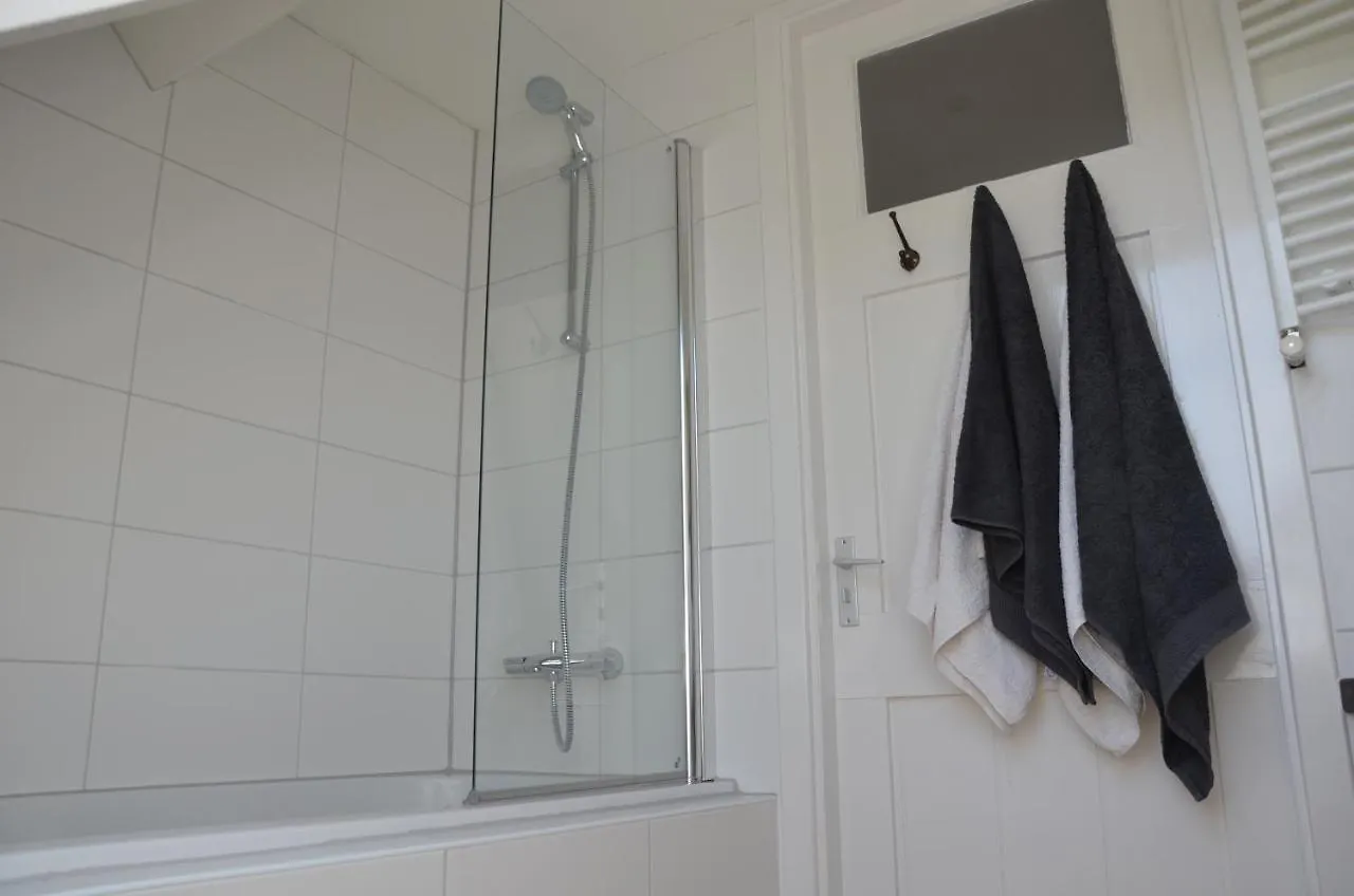 B&B Nieuwe Brug Vijfhuizen Bed and Breakfast